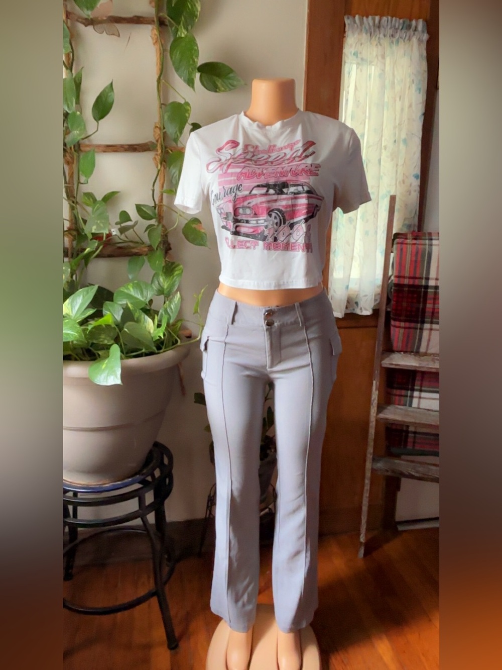 Women’s Light Gray Boot-Cut Pants with Utility Pockets
